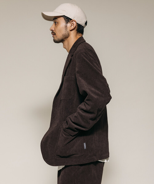 FREAK'S STORE（フリークスストア）の「コーデュロイ 2Bジャケット リラックスフィット セットアップ Fabric by SOLOTEX®︎/コーデュロイジャケット コーデュロイパンツ（セットアップ・メンズ・チャコールグレー/ブラック/ブラウン・SMALL/MEDIUM/LARGE）」の17枚目の写真
