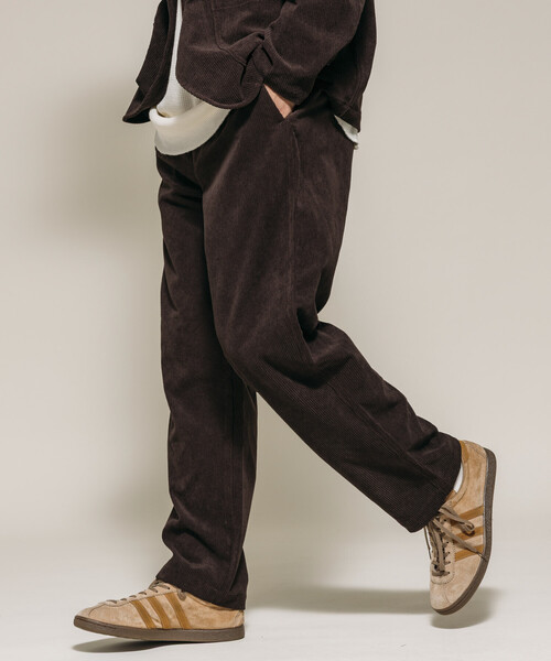 FREAK'S STORE（フリークスストア）の「コーデュロイ 2Bジャケット リラックスフィット セットアップ Fabric by SOLOTEX®︎/コーデュロイジャケット コーデュロイパンツ（セットアップ・メンズ・チャコールグレー/ブラック/ブラウン・SMALL/MEDIUM/LARGE）」の21枚目の写真