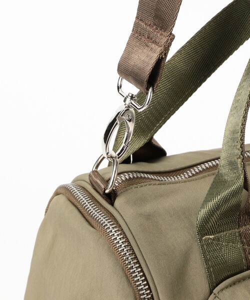 Ray BEAMS(レイビームス)の「CONTROL FREAK / ミリタリー チャーム ボストン バッグ(トートバッグ・レディース・カーキ/ブラック・ONE SIZE)」の12枚目の写真