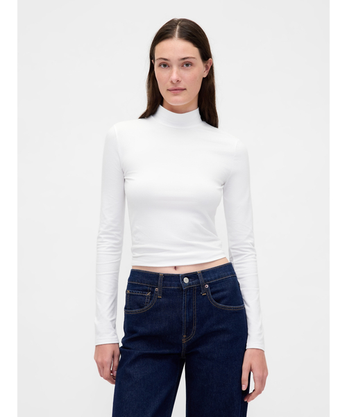 GAP(ギャップ)の「クローズニット ジャージー モックネックTシャツ(Tシャツ/カットソー・レディース・ライトグレー/ホワイト/ブラック/ライトブラウン・XS/S/M/L/XL/XXS)」の2枚目の写真