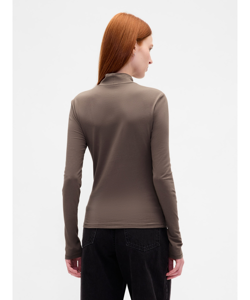 GAP(ギャップ)の「クローズニット ジャージー モックネックTシャツ(Tシャツ/カットソー・レディース・ライトグレー/ホワイト/ブラック/ライトブラウン・XS/S/M/L/XL/XXS)」の6枚目の写真