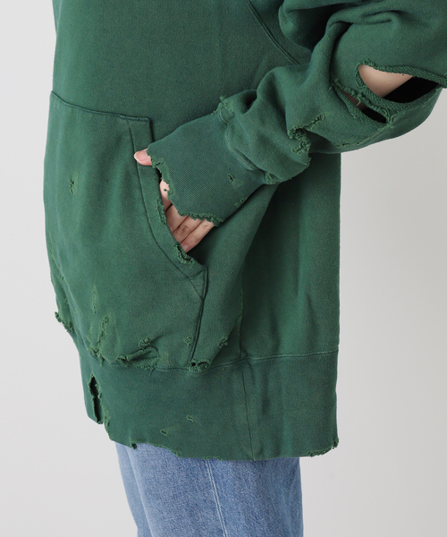 KURO（クロ）の「KURO MORE DAMAGE WASHED SWEAT PARKA 964072：スウェット（スウェット・レディース・グリーン・MEDIUM）」の19枚目の写真