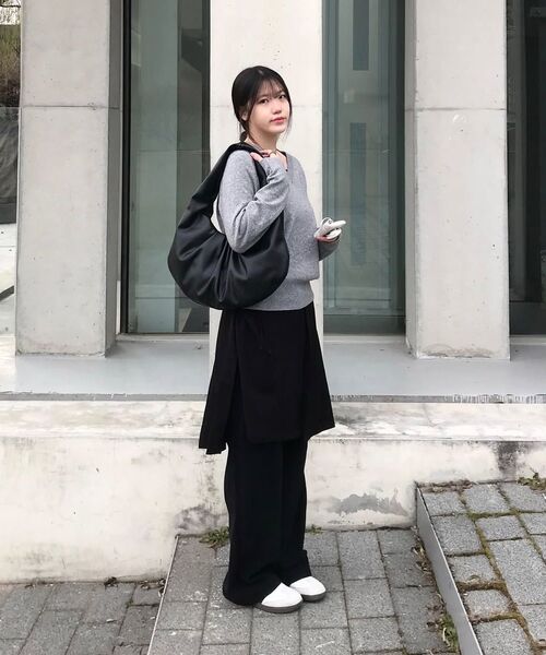 SALT AND CHOCOLATE（ソルトアンドチョコレート）の「ドゥミリン ホーボーバッグ 452431001 (ブラック)（ショルダーバッグ・レディース・その他・FREE）」の2枚目の写真