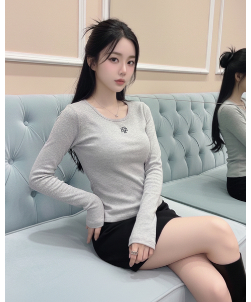 muahmuah（ムーアムーア）の「スティッチUネック長袖Tシャツ[7色]（Tシャツ/カットソー・レディース・クリーム/グレー/スカイブルー/アイボリー/ブラック/ネイビー/ライトグレー・FREE）」の13枚目の写真