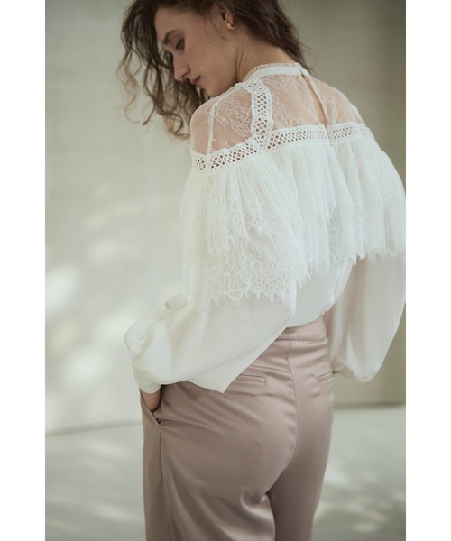 Estella.K(エステラケー)の「Oliviela Lace Blouse レースブレードトリムBL(シャツ/ブラウス・レディース・オフホワイト/ブラック・FREE)」の3枚目の写真