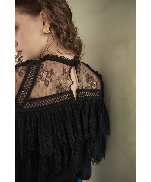 Estella.K(エステラケー)の「Oliviela Lace Blouse レースブレードトリムBL(シャツ/ブラウス・レディース・オフホワイト/ブラック・FREE)」の12枚目の写真