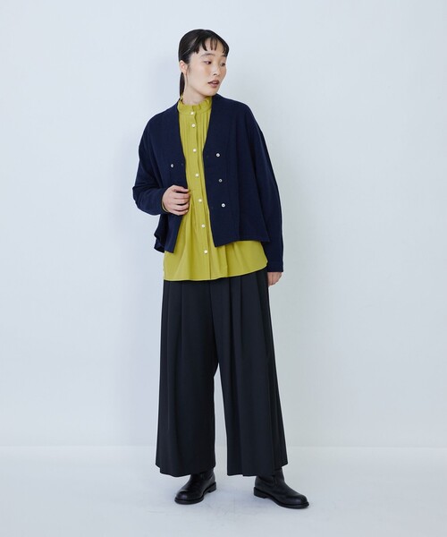 LOISIR(ロワズィール)の「ウール天竺ダブル釦カーディガン(カーディガン/ボレロ・レディース・ベージュ/オフホワイト/ネイビー・FREE)」の12枚目の写真