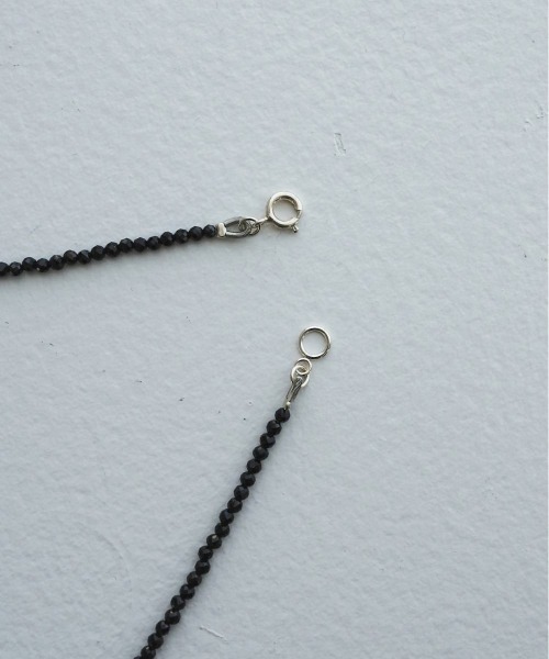 anuke(アンヌーク)の「anuke Color Stone Necklace カラーストーンネックレス/62610912(ネックレス・レディース・アイボリー/ブラック・ONE SIZE)」の7枚目の写真