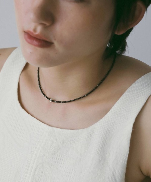 anuke(アンヌーク)の「anuke Color Stone Necklace カラーストーンネックレス/62610912(ネックレス・レディース・アイボリー/ブラック・ONE SIZE)」の3枚目の写真