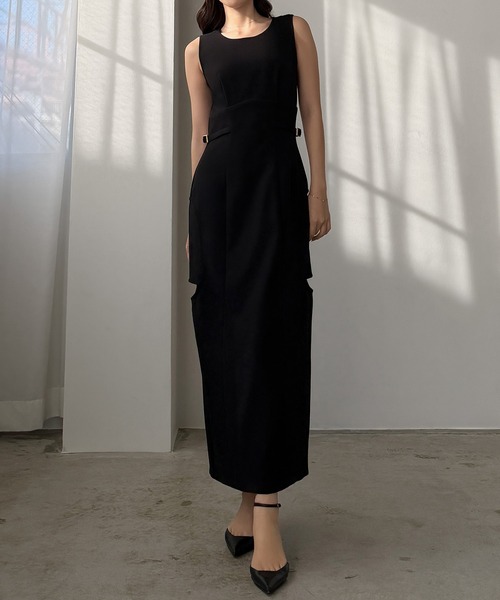 Louere(ルエレ)の「サークルスリットノースリーブワンピース(ワンピース・レディース・ブラック/アイボリー/ダークグレー・SMALL/MEDIUM/LARGE/X-LARGE)」の7枚目の写真