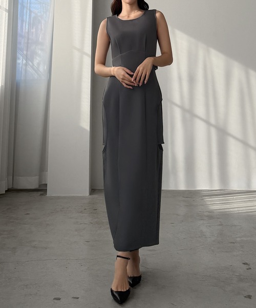 Louere(ルエレ)の「サークルスリットノースリーブワンピース(ワンピース・レディース・ブラック/アイボリー/ダークグレー・SMALL/MEDIUM/LARGE/X-LARGE)」の15枚目の写真