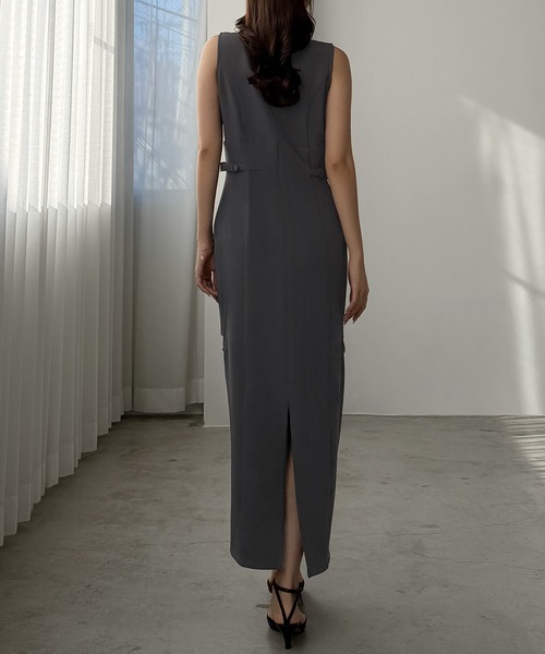 Louere(ルエレ)の「サークルスリットノースリーブワンピース(ワンピース・レディース・ブラック/アイボリー/ダークグレー・SMALL/MEDIUM/LARGE/X-LARGE)」の18枚目の写真