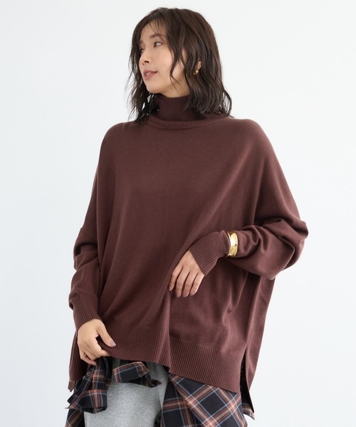 BARNYARDSTORM（バンヤードストーム）の「BARNYARDSTORM / ハイネックワイドポンチョニット【WEB限定カラー】（ニット/セーター・レディース・ブラック/グリーン/ブラウン/オレンジ/ブルー/グレー・FREE）」の4枚目の写真