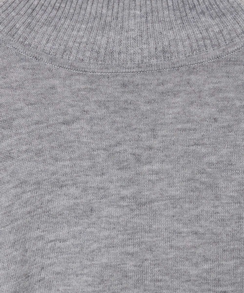 BARNYARDSTORM（バンヤードストーム）の「BARNYARDSTORM / ハイネックワイドポンチョニット【WEB限定カラー】（ニット/セーター・レディース・ブラック/グリーン/ブラウン/オレンジ/ブルー/グレー・FREE）」の7枚目の写真