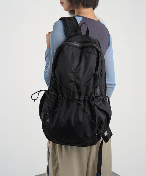 CHOROK STUDIO(チョロクスタジオ)の「Nagaja Peanut bag #6 (black)(バックパック/リュック・レディース・その他・FREE)」の1枚目の写真