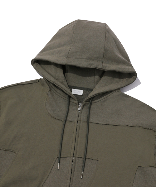 EPISODE UNTITLED(エピソードアンタイトルド)の「SYMBOL MATCH PIGMENT ZIP-UP HOODIE_KHAKI(パーカー・レディース・その他・2/3)」の3枚目の写真