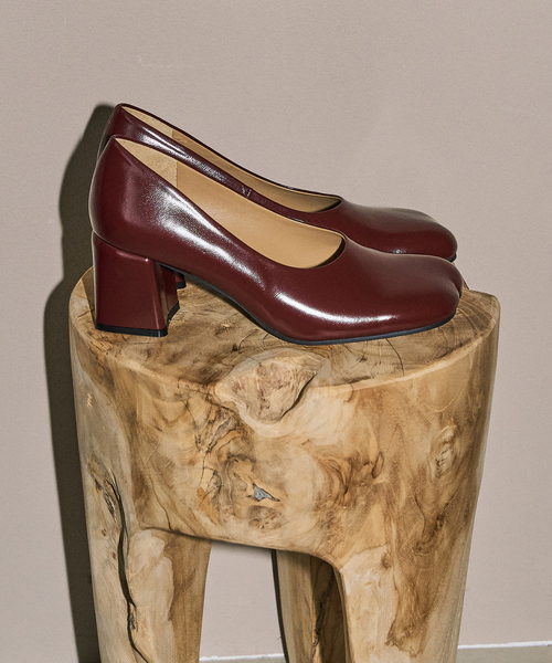 GRISE(グリーズ)の「GRISE6.5cmレザーCURVYパンプス(パンプス・レディース・ブラック/レッド/ホワイト・22.5cm/22cm/25cm/23cm/24.5cm/24cm/23.5cm)」の10枚目の写真