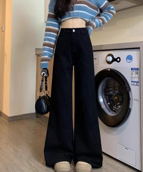 Flugge(フラッジー)の「セミフレアデニムパンツ(デニムパンツ・レディース・ブラック・MEDIUM/LARGE)」の5枚目の写真