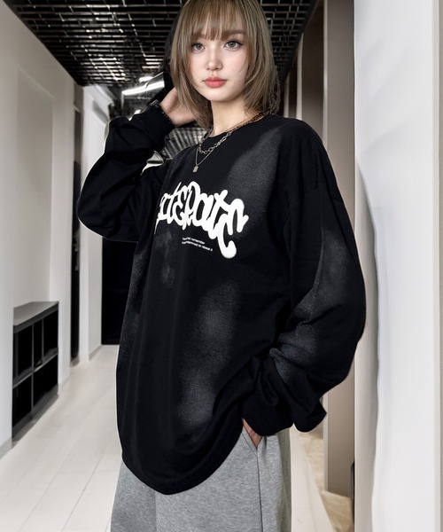 Candlestick（キャンドルスティック）の「ヴィンテージ サンドブラスト ライク タギング ストリート ロンT 韓国ストリート（Tシャツ/カットソー・レディース・ブラック系1/ブラウン/ブラック系2/スミクロ/ブラック/ホワイト系・M/LL/L）」の12枚目の写真