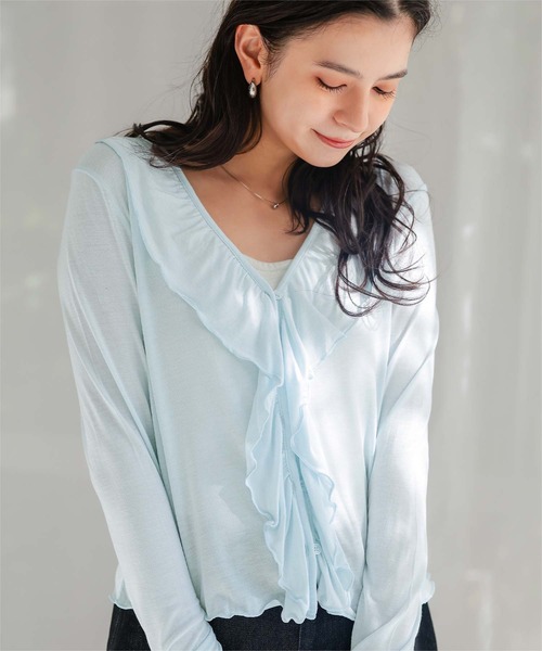 titivate（ティティベイト）の「フリルデザインカットソートップス（Tシャツ/カットソー・レディース・ライトブルー/ライトグレー/ブラック/オフホワイト・FREE）」の4枚目の写真