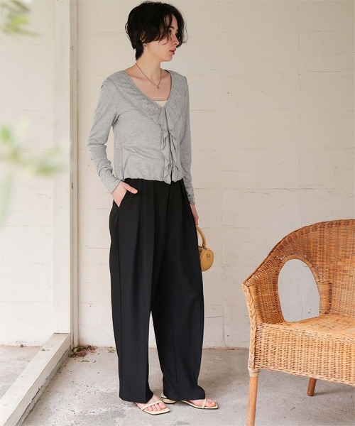 titivate（ティティベイト）の「フリルデザインカットソートップス（Tシャツ/カットソー・レディース・ライトブルー/ライトグレー/ブラック/オフホワイト・FREE）」の21枚目の写真