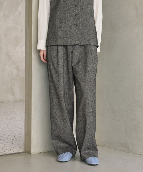 BEAUTY&YOUTH UNITED ARROWS（ビューティーアンドユースユナイテッドアローズ）の「ツイードライク タックワイドパンツ（スラックス・レディース・ブラック/その他1・S/XS/M）」の3枚目の写真