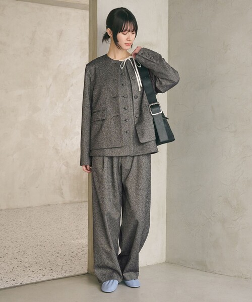 BEAUTY&YOUTH UNITED ARROWS（ビューティーアンドユースユナイテッドアローズ）の「ツイードライク タックワイドパンツ（スラックス・レディース・ブラック/その他1・S/XS/M）」の6枚目の写真