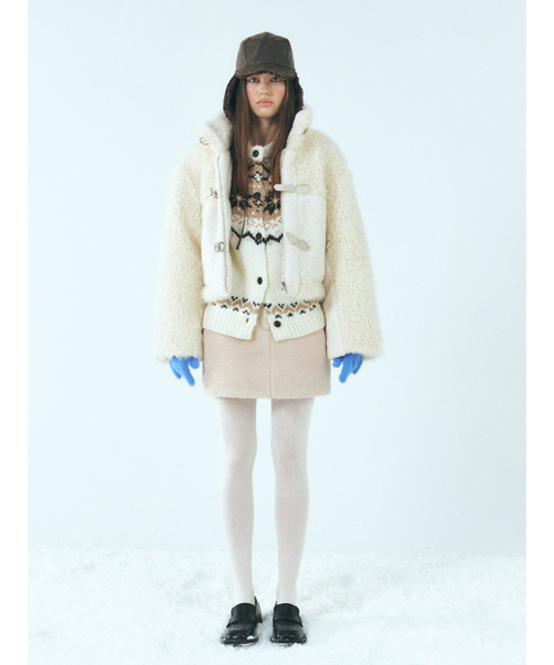 ETMON(エトモン)の「Mixed Shearling Mustang Coat,Ivory(ムートンコート・レディース・その他・FREE)」の2枚目の写真