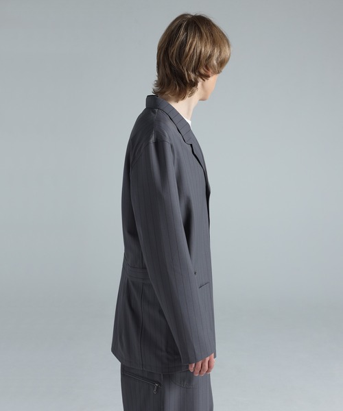 Y-3（ワイスリー）の「Y-3 PINSTRIPE REFINED WOOL CHORE COAT（テーラードジャケット・メンズ・グレー・MEDIUM/SMALL/X-SMALL）」の2枚目の写真