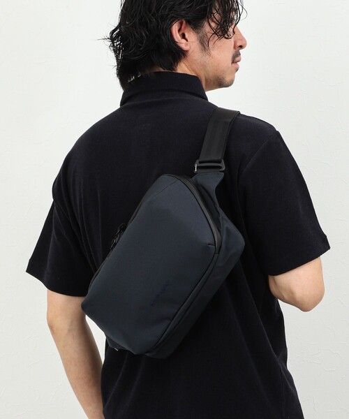 beruf baggage(ベルーフバゲッジ)の「【beruf baggage/ベルーフ バゲッジ】brf-GR21-HA URBAN EXPLORER 6.0(ショルダーバッグ・メンズ・ブラック/ネイビー・FREE)」の2枚目の写真