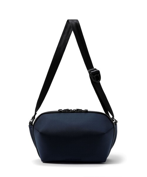 beruf baggage(ベルーフバゲッジ)の「【beruf baggage/ベルーフ バゲッジ】brf-GR21-HA URBAN EXPLORER 6.0(ショルダーバッグ・メンズ・ブラック/ネイビー・FREE)」の3枚目の写真