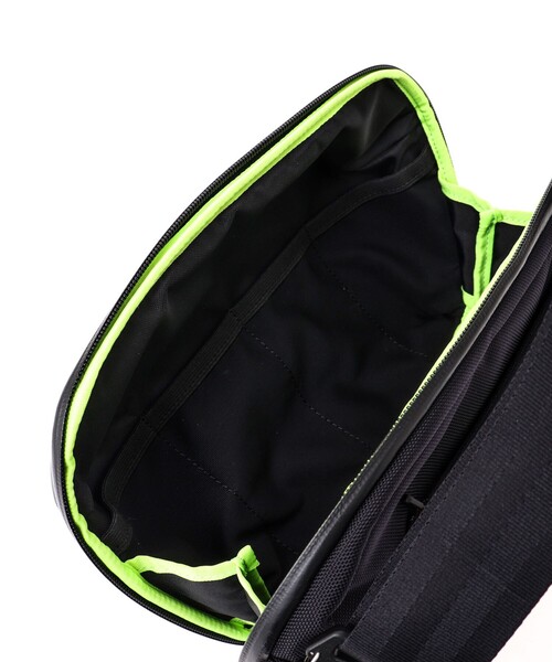 beruf baggage(ベルーフバゲッジ)の「【beruf baggage/ベルーフ バゲッジ】brf-GR21-HA URBAN EXPLORER 6.0(ショルダーバッグ・メンズ・ブラック/ネイビー・FREE)」の13枚目の写真
