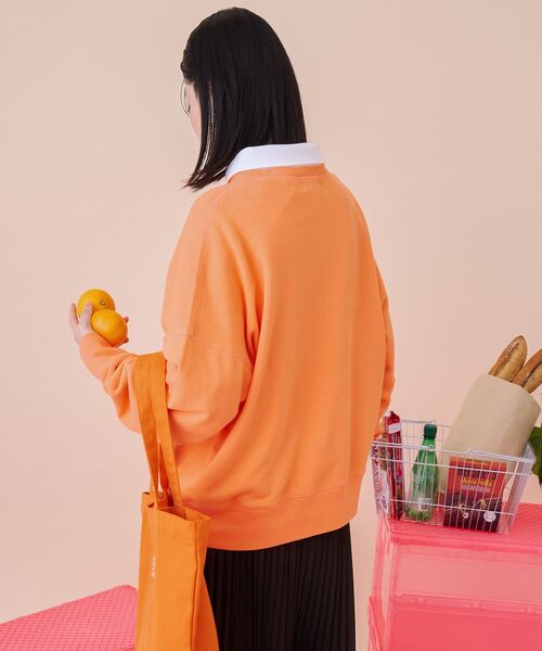 PENNEYS（ぺニーズ）の「【PENNEY'S】オゾン加工スウェット（スウェット・レディース・グリーン/杢グレー/オレンジ/サックスブルー・FREE）」の16枚目の写真