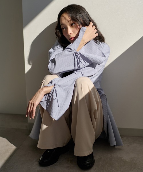 apres jour clair(アプレジュールクレア)の「【apres jour clair】ペプラムチュニックシャツ(シャツ/ブラウス・レディース・ブルー/ベージュ/アイボリー・X-LARGE/フリー)」の14枚目の写真