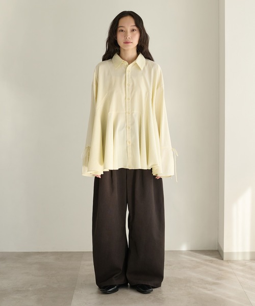 apres jour clair(アプレジュールクレア)の「【apres jour clair】ペプラムチュニックシャツ(シャツ/ブラウス・レディース・ブルー/ベージュ/アイボリー・X-LARGE/フリー)」の21枚目の写真