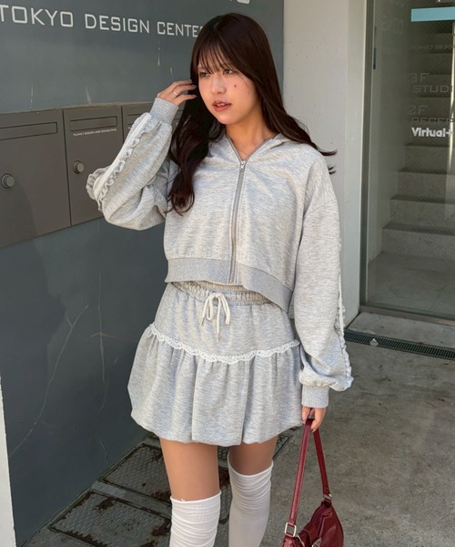 continuer de NICE CLAUP(コンティニューデナイスクラップ)の「【セットアップ】トラックレースパーカー(パーカー・レディース・トップグレー/アイボリー/ブラック/ピンク・FREE)」の3枚目の写真