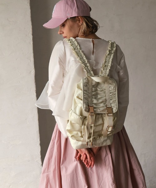 DONOBAN（ドノバン）の「ショルダーフリルギャザーリュック（バックパック/リュック・レディース・ブラック×ブラック/アイボリー/ブラック×シルバー・ONE SIZE）」の21枚目の写真