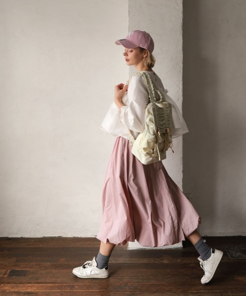 DONOBAN（ドノバン）の「ショルダーフリルギャザーリュック（バックパック/リュック・レディース・ブラック×ブラック/アイボリー/ブラック×シルバー・ONE SIZE）」の22枚目の写真