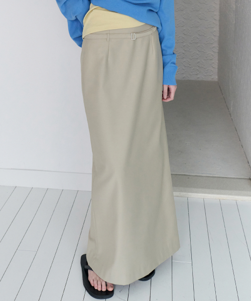 LEVAR(レバー)の「Belted Double Slit Maxi Skirt - Pebble Beige(スカート・レディース・その他・X-SMALL/SMALL/MEDIUM)」の1枚目の写真