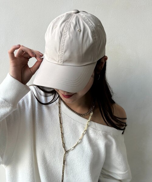 DouDou(ドゥドゥ)の「撥水加工ナイロンキャップ(ハット・レディース・グレイッシュベージュ/ブラック・FREE)」の9枚目の写真