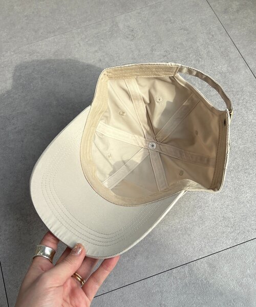 DouDou(ドゥドゥ)の「撥水加工ナイロンキャップ(ハット・レディース・グレイッシュベージュ/ブラック・FREE)」の15枚目の写真