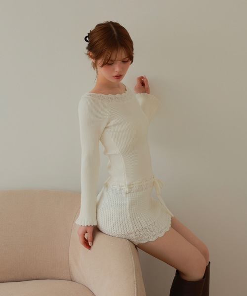 M DOLLY(エムドリー)の「lace pattern lilya mini dress/レースパターンリリアミニドレス(ワンピース・レディース・モカ/アイボリー・FREE)」の4枚目の写真