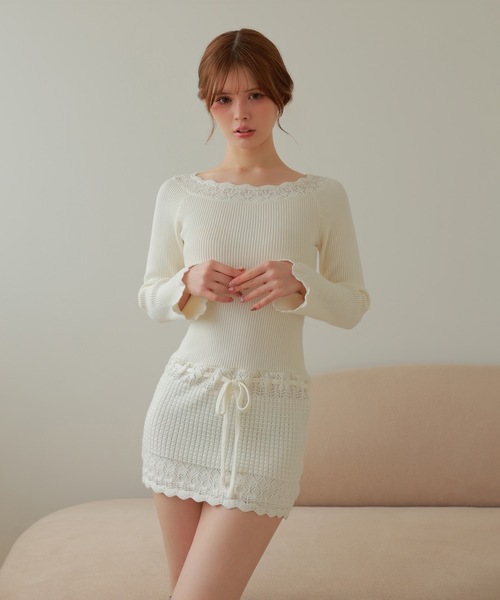 M DOLLY(エムドリー)の「lace pattern lilya mini dress/レースパターンリリアミニドレス(ワンピース・レディース・モカ/アイボリー・FREE)」の5枚目の写真