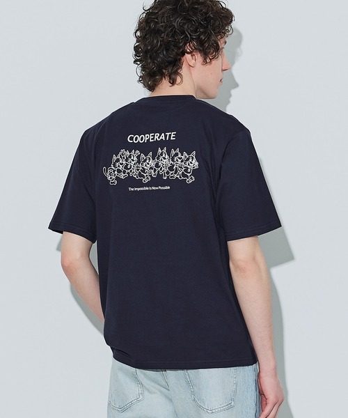 coca(coca)(コカ)の「ユニセックス キャラプリントT(Tシャツ/カットソー・メンズ・ネイビー/ホワイト・L/XL/M)」の2枚目の写真