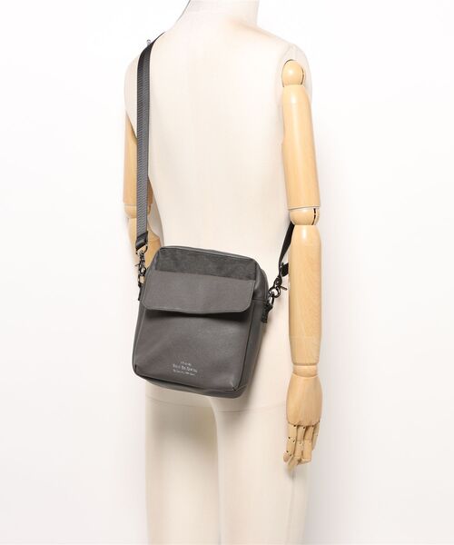 BACK NUMBER（バックナンバー）の「【BACK NUMBER】杢調ポリコンビスクエアミニショルダーバッグ (軽量 / 耐久性 / ビジネス対応 / カジュアル)（ショルダーバッグ・メンズ・ブラック/グレー・ONE SIZE）」の5枚目の写真