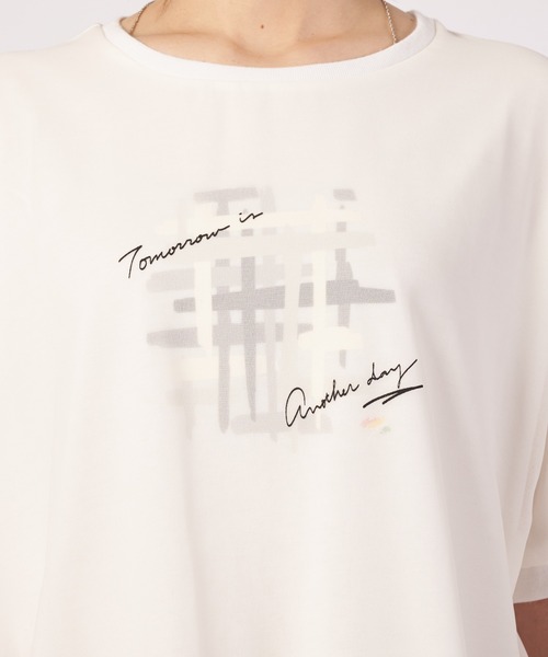 Arnold Palmer（アーノルドパーマー）の「レイヤード グラフィック Tシャツ（Tシャツ/カットソー・レディース・ベージュ/ホワイト/ネイビー・M/S/L）」の12枚目の写真