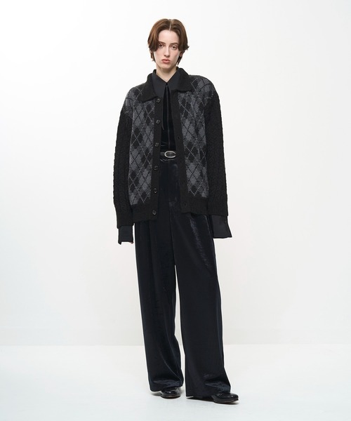 Juha(ユハ)の「COLLARED ARGYLE CARDIGAN(カーディガン/ボレロ・メンズ・ネイビー/ブラウン/ブラック・4/3)」の4枚目の写真