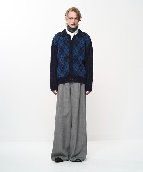Juha(ユハ)の「COLLARED ARGYLE CARDIGAN(カーディガン/ボレロ・メンズ・ネイビー/ブラウン/ブラック・4/3)」の10枚目の写真