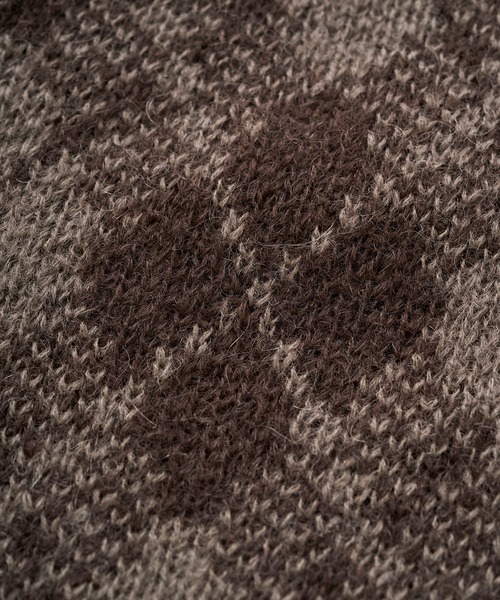 Juha(ユハ)の「COLLARED ARGYLE CARDIGAN(カーディガン/ボレロ・メンズ・ネイビー/ブラウン/ブラック・4/3)」の20枚目の写真