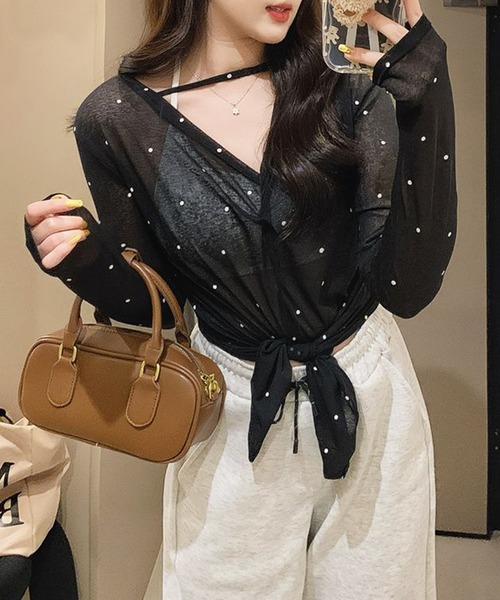 core core(コアコア)の「【冷房・UV対策に◎】ドット柄カシュクールシアーVネックトップス(Tシャツ/カットソー・レディース・ホワイト/ベージュ/ブラック/ピンク・FREE)」の15枚目の写真